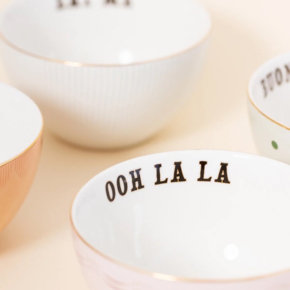 Yvonne Ellen Set of 4 Bowls Slogan - Picture 2 of 2